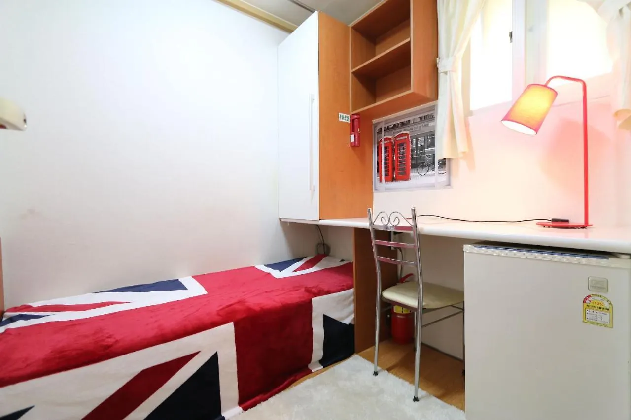 여성전용 코아리빙텔 Hostel Seoul